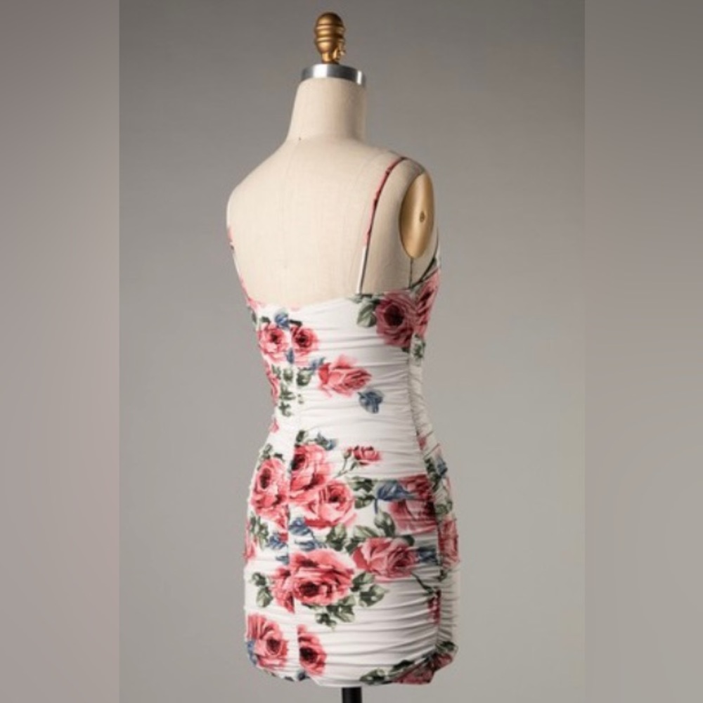 NWT Floral Ruched Dress | Lined & Stretchy | S–L